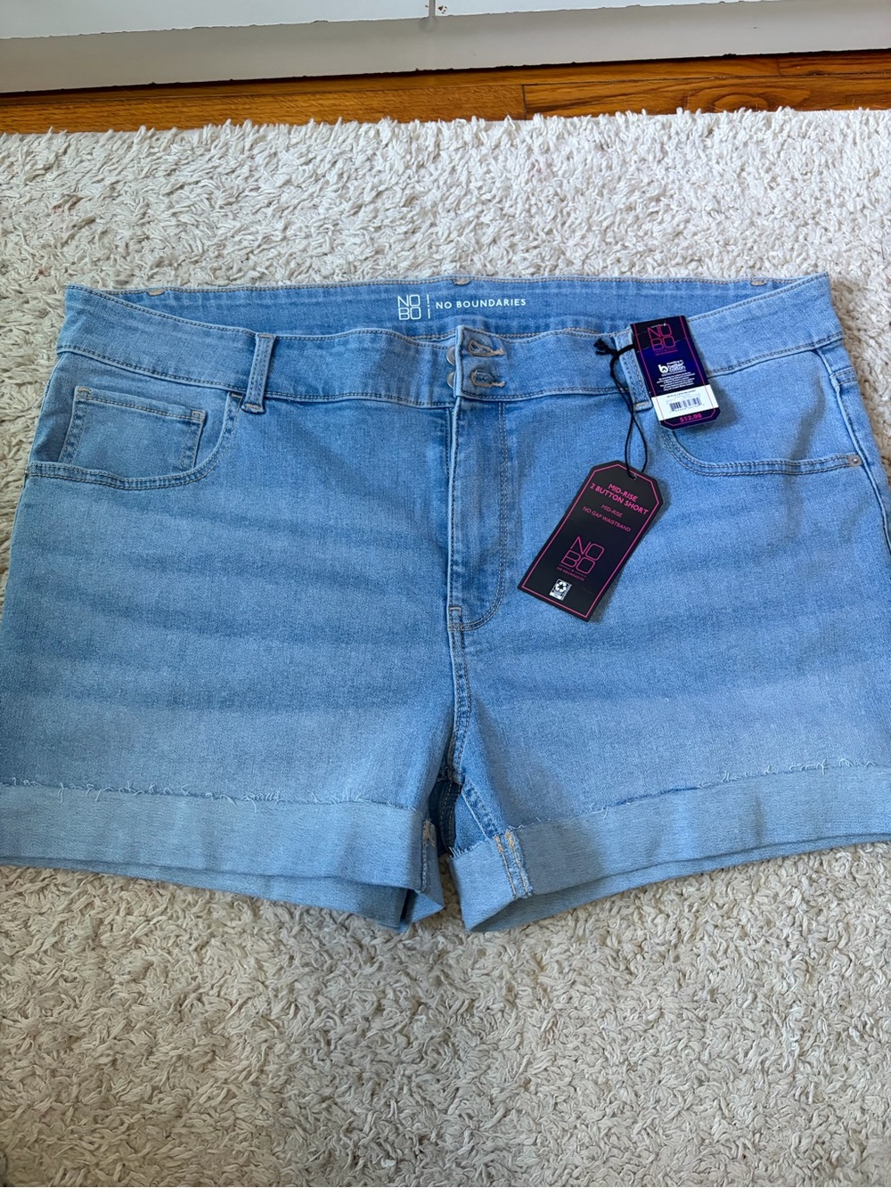 No Boundaries Light Blue Denim Cuffed Women’s Shorts